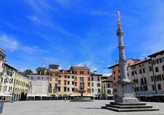 Car Rental Udine